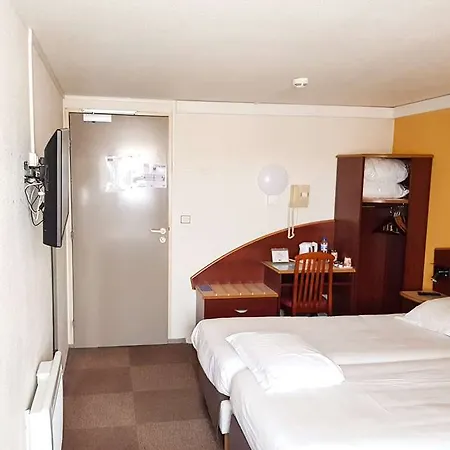 ホテル Comfort 3*