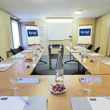 Comfort Hotel Etampes
